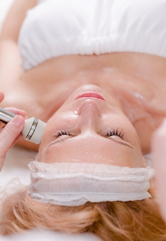Rádiófrekvenciás Kezelés, thermage, kecskeméti dermaland kozmetika, kozmetikus kecskemét, ráncfeltöltés, antiaging, nagykőrös, cegléd, szeged